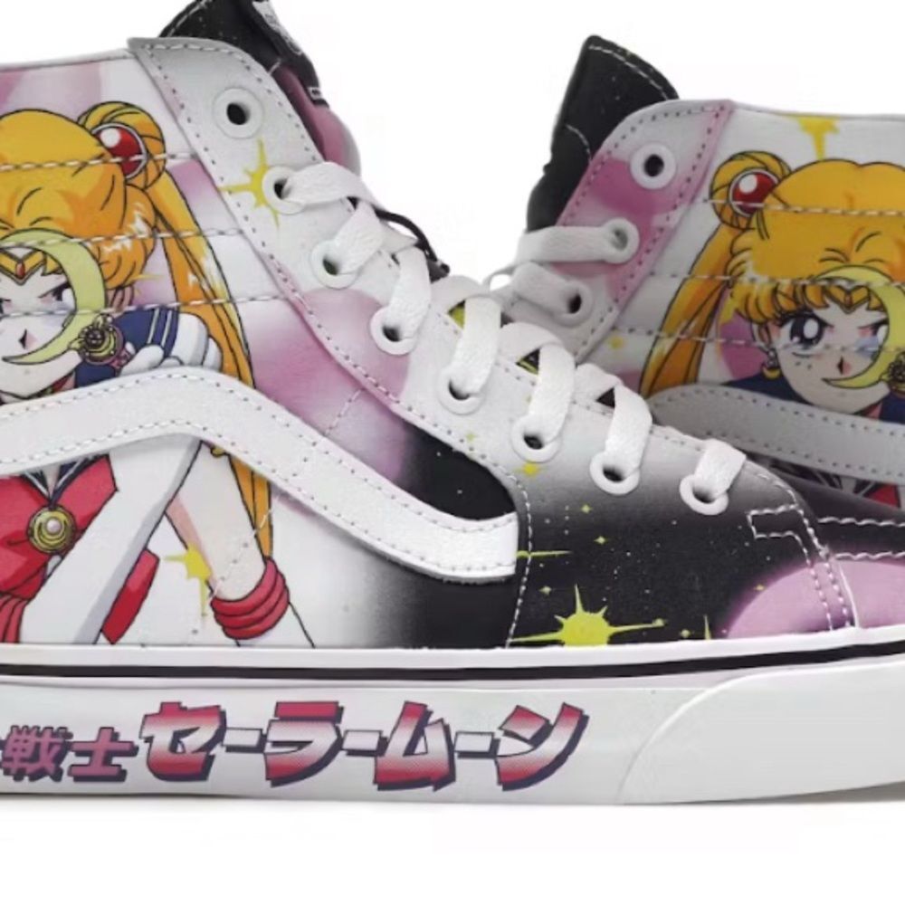 Vans x Sailor Moon SK8-HI – Women’s 6 / Men’s 4.5 – Brand New - Picture 9 of 9
